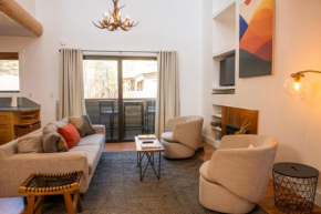 Meadowbrook Condos